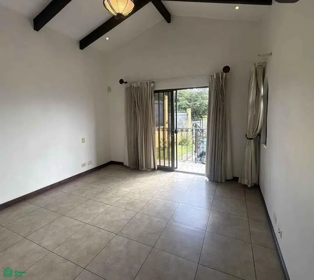 Santa Barbara, Santa Bárbara, Heredia 1