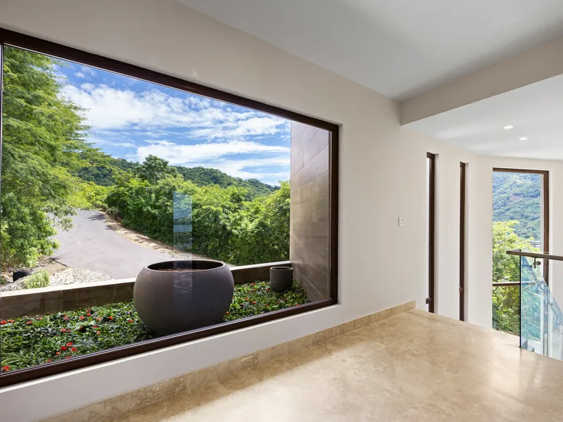 4 Bed Single Family Homes For Sale in Playa Flamingo, photo 13