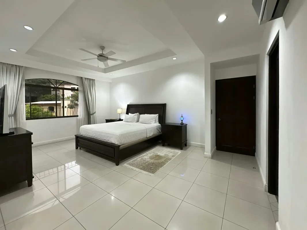Venta de amplia casa en condominio en Brasil de Mora, photo 14