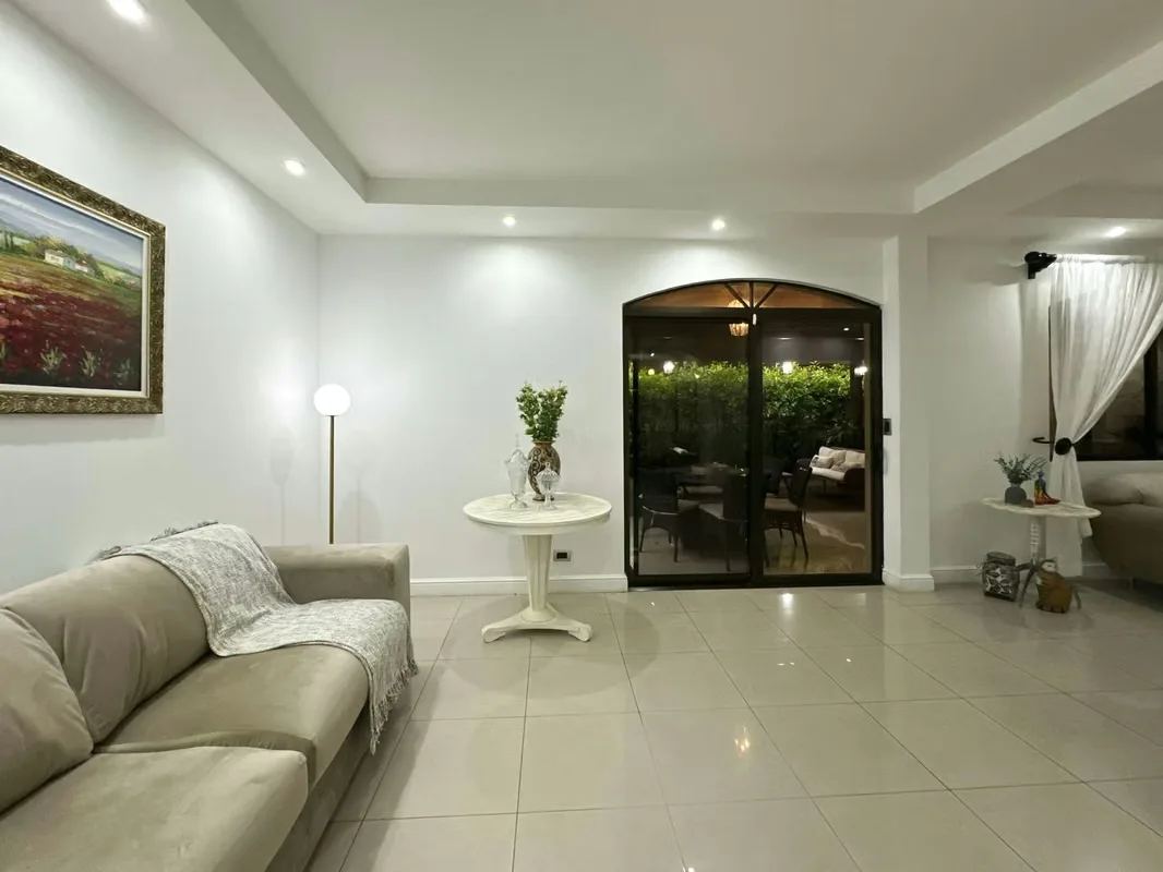 Venta de amplia casa en condominio en Brasil de Mora, photo 4