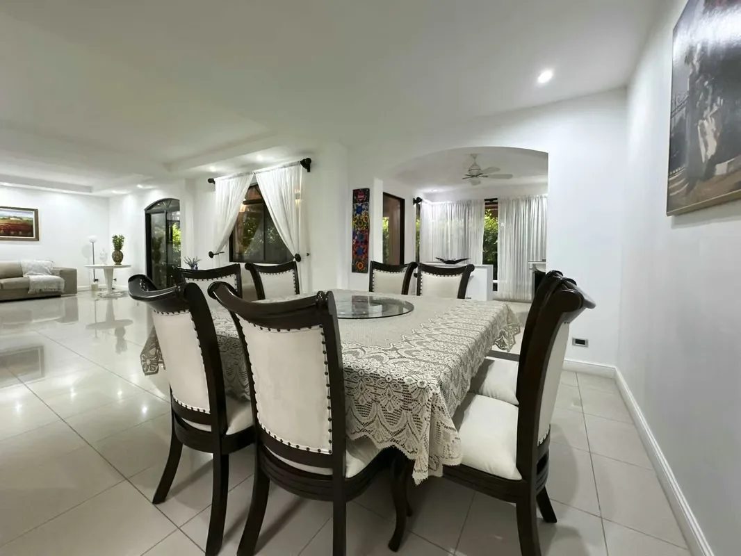 Venta de amplia casa en condominio en Brasil de Mora, photo 5