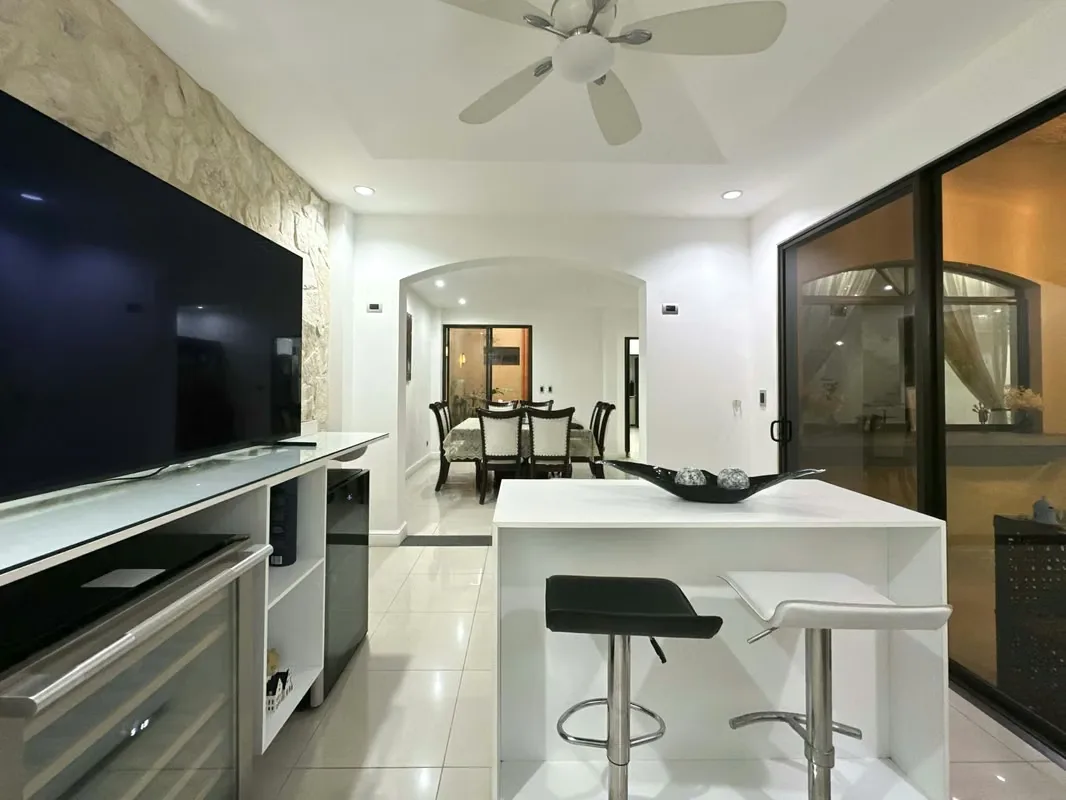 Venta de amplia casa en condominio en Brasil de Mora, photo 7