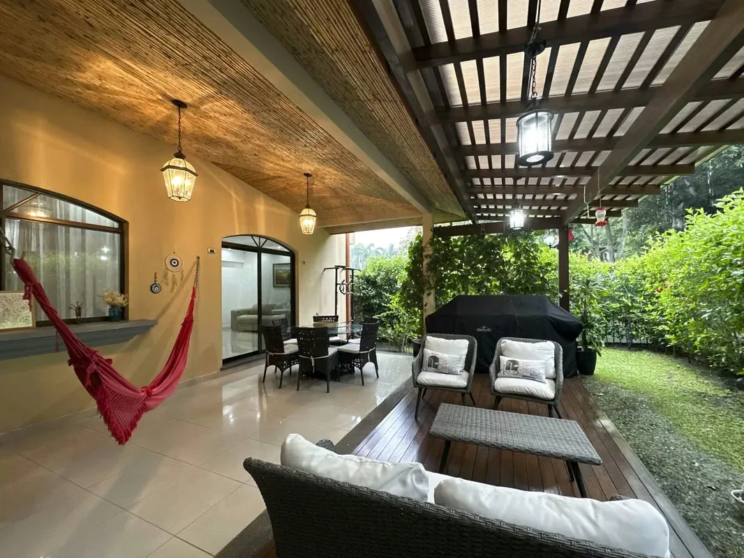 Venta de amplia casa en condominio en Brasil de Mora, photo 8