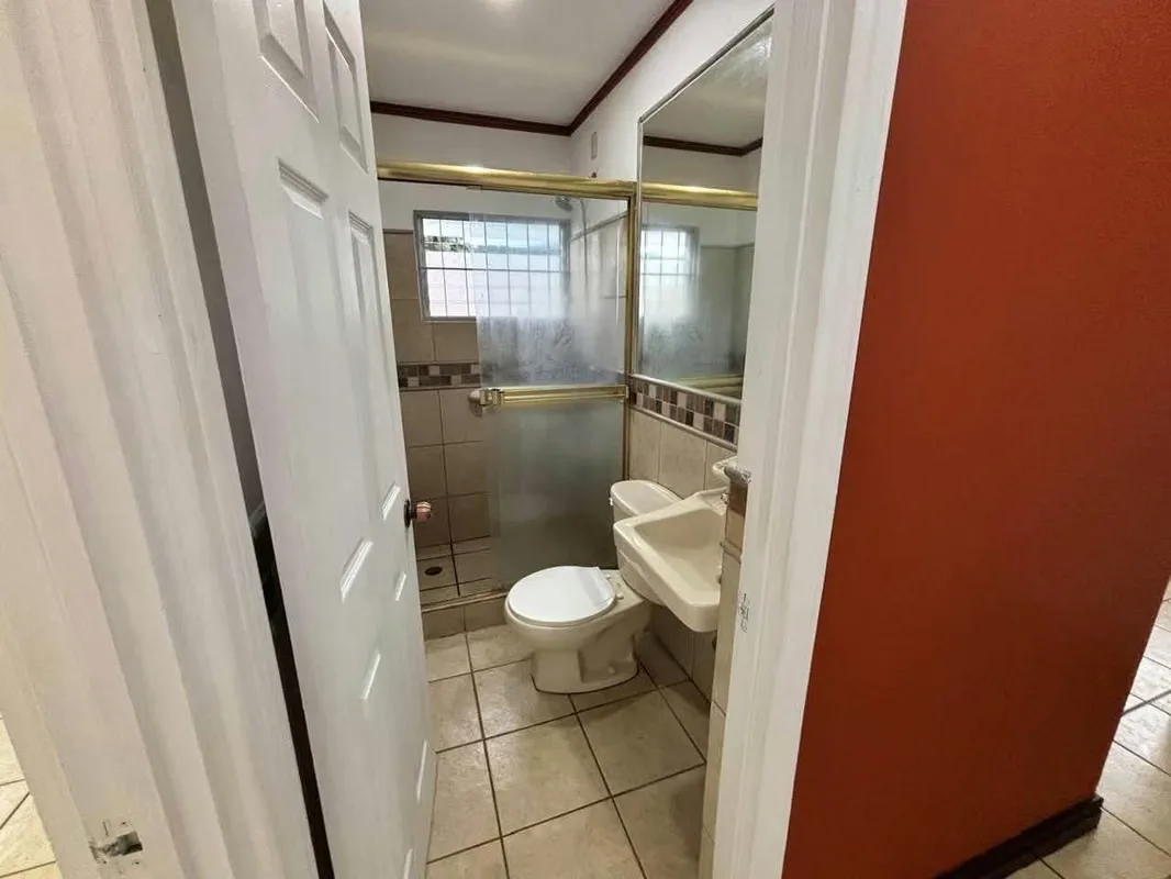 Alquiler y venta de casa independiente en RECIDENCIAL en ciudad Colón, photo 14