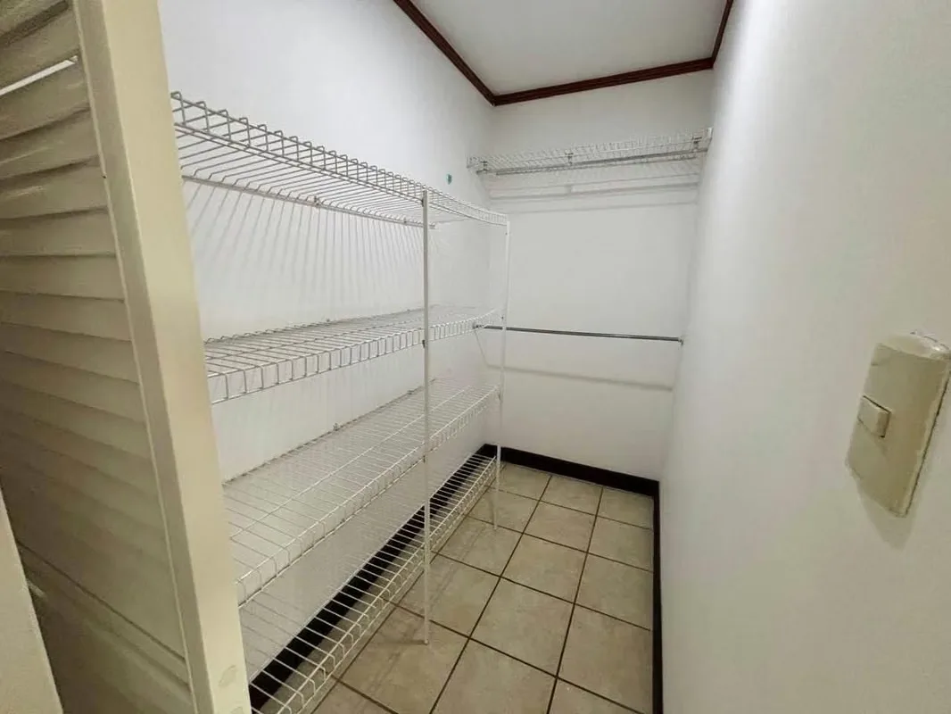 Alquiler y venta de casa independiente en RECIDENCIAL en ciudad Colón, photo 6