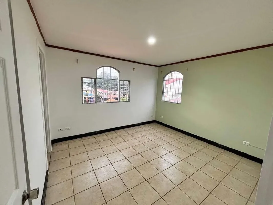 Alquiler y venta de casa independiente en RECIDENCIAL en ciudad Colón, photo 8