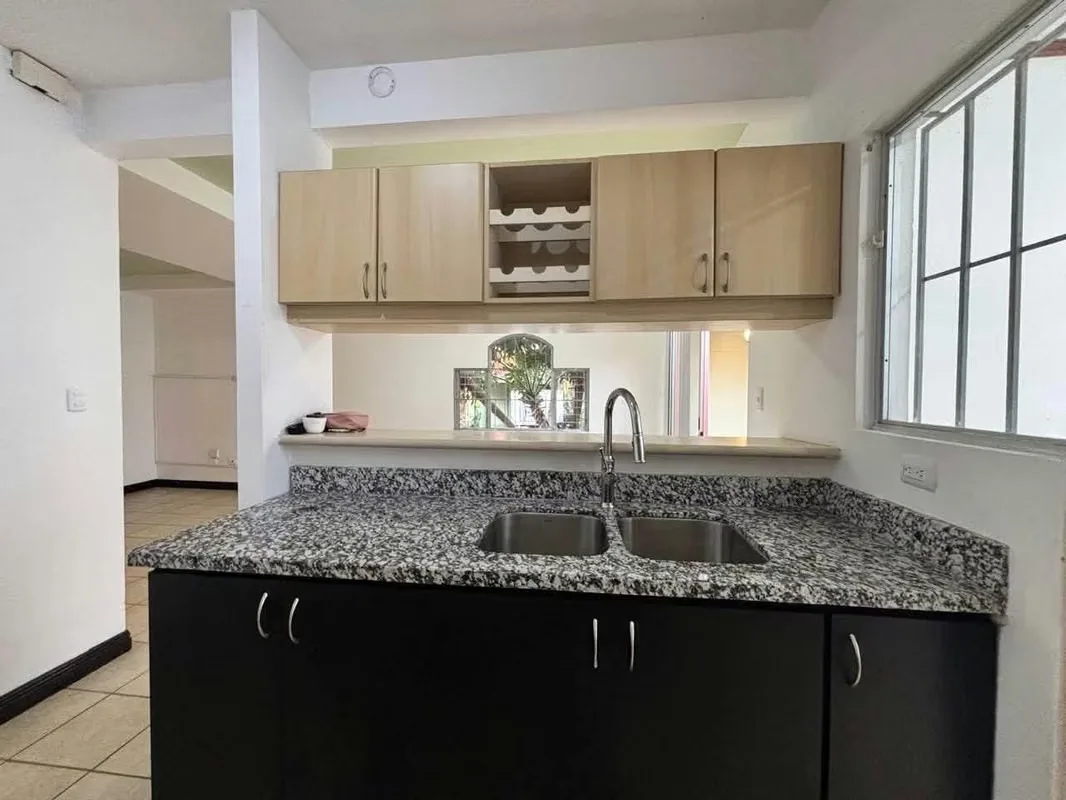 Alquiler y venta de casa independiente en RECIDENCIAL en ciudad Colón, photo 9