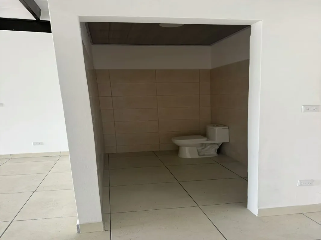 1 Bed Commercial For Sale in Jaco, photo 10