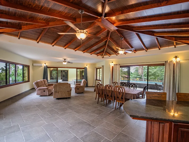 3 Bed Single Family Homes For Sale in Samara, photo 12