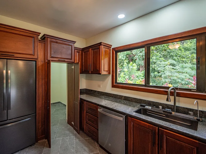 3 Bed Single Family Homes For Sale in Samara, photo 10