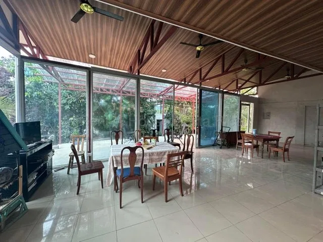 Propiedad Comercial con Casa y Cancha de Futbol 5 La Rivera de Belén 3377 M2 - Venta en Belén