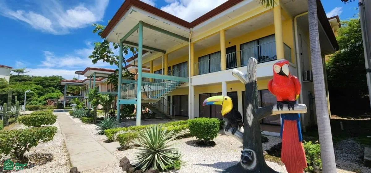 Vista Hermosa M1 – Condominio en planta baja con vista al mar
