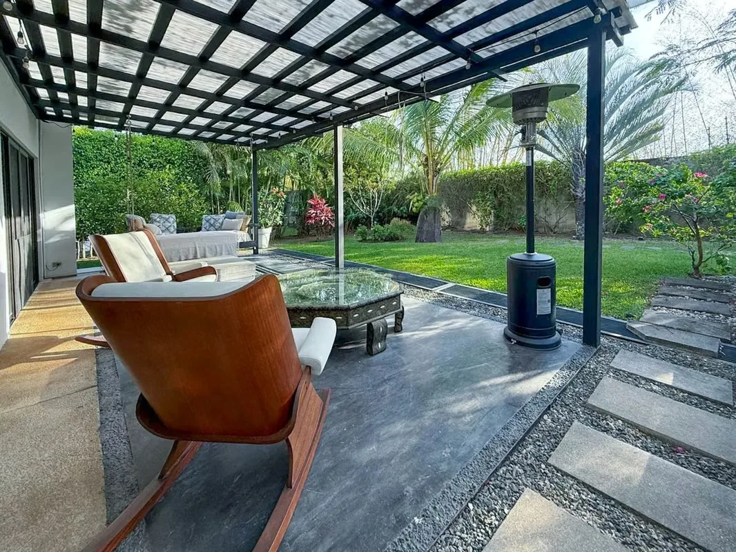 HOUSE FOR RENT IN HACIENDA ESPINAL