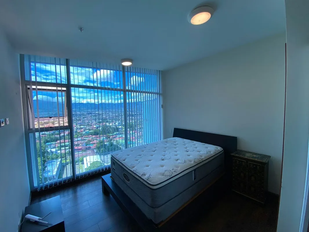 18th-floor apartment with excellent views, two stories, with the following layout:, photo 11
