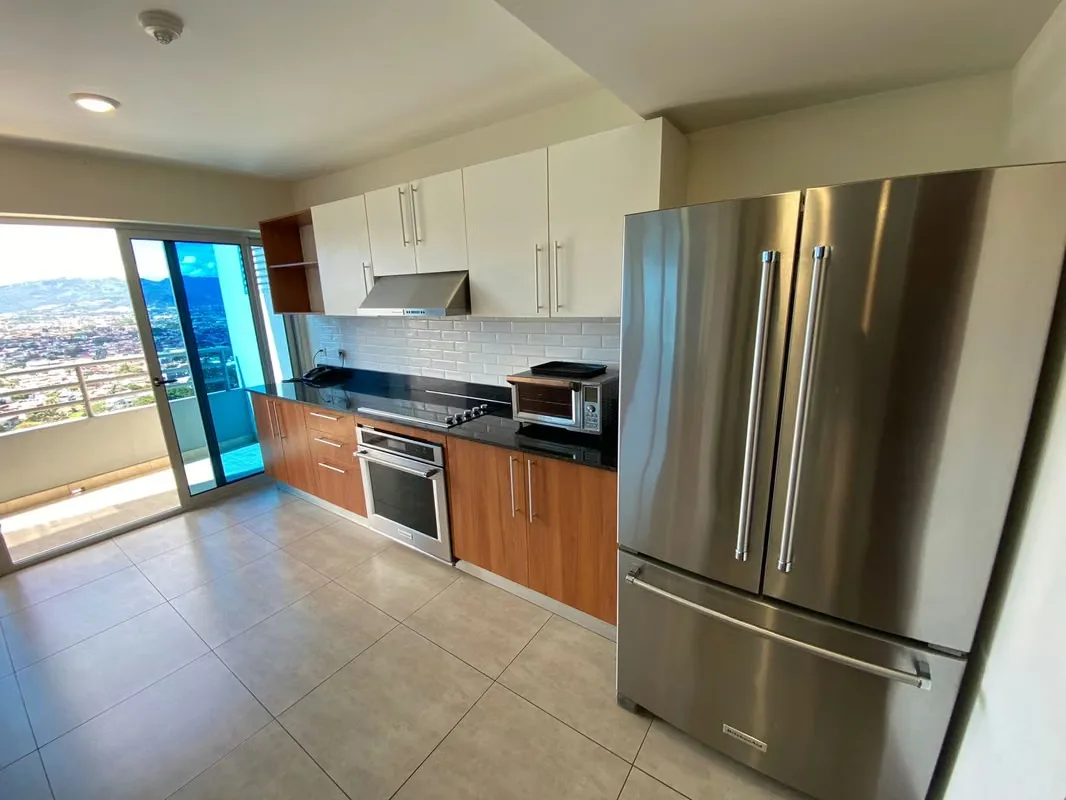 18th-floor apartment with excellent views, two stories, with the following layout:, photo 7