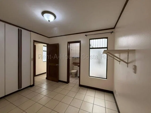 RAH 27-790 Apartamento en Condominio, ubicado en una zona centrica y muy conveniente que facilita el desplazamiento hacia distintos puntos de la ciudad. Su cercanía con la UCR, ..., photo 9