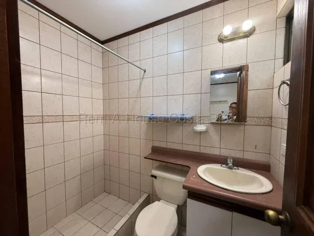 RAH 27-790 Apartamento en Condominio, ubicado en una zona centrica y muy conveniente que facilita el desplazamiento hacia distintos puntos de la ciudad. Su cercanía con la UCR, ..., photo 10