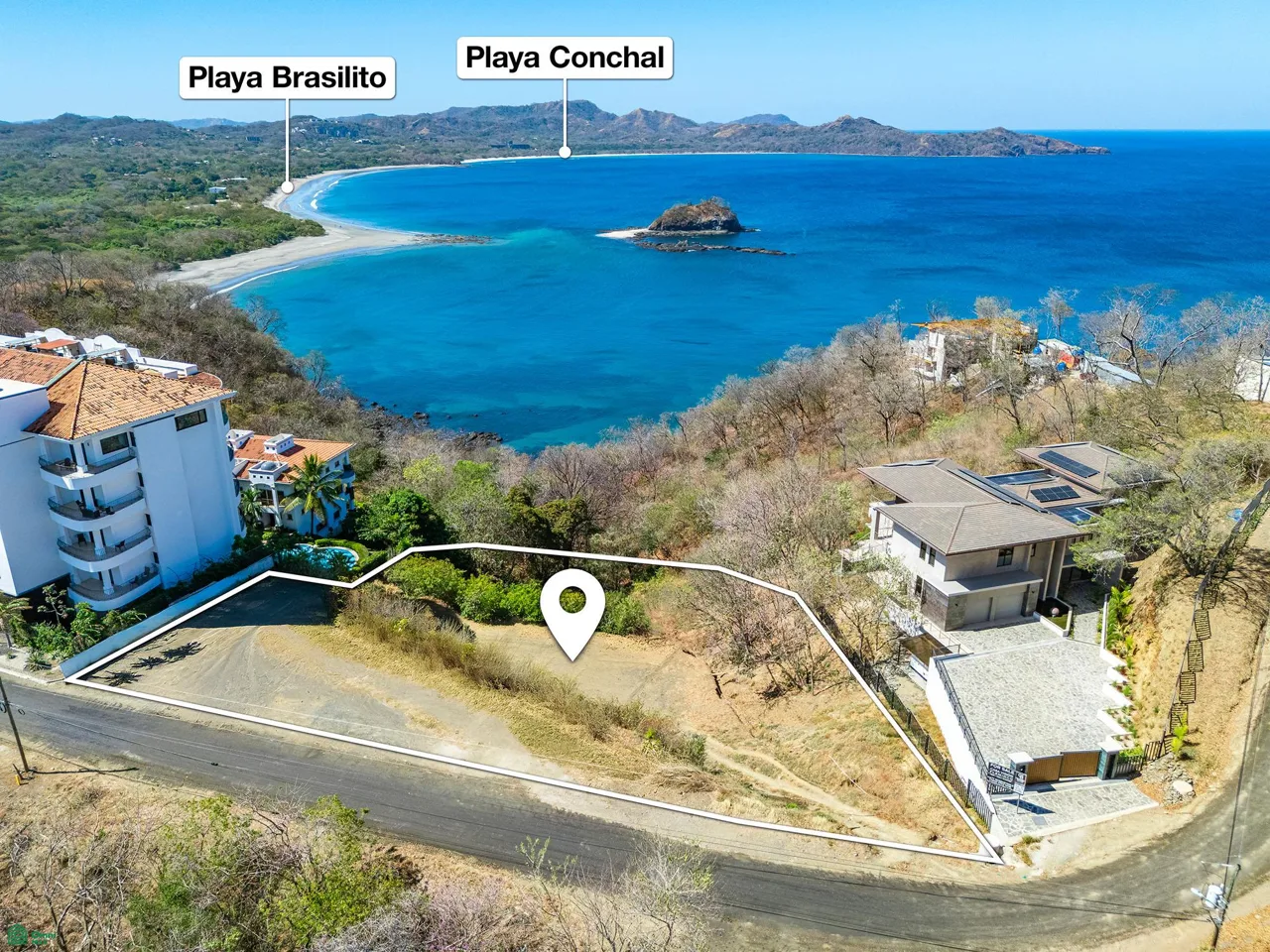 Lote con vista al mar en Playa Flamingo