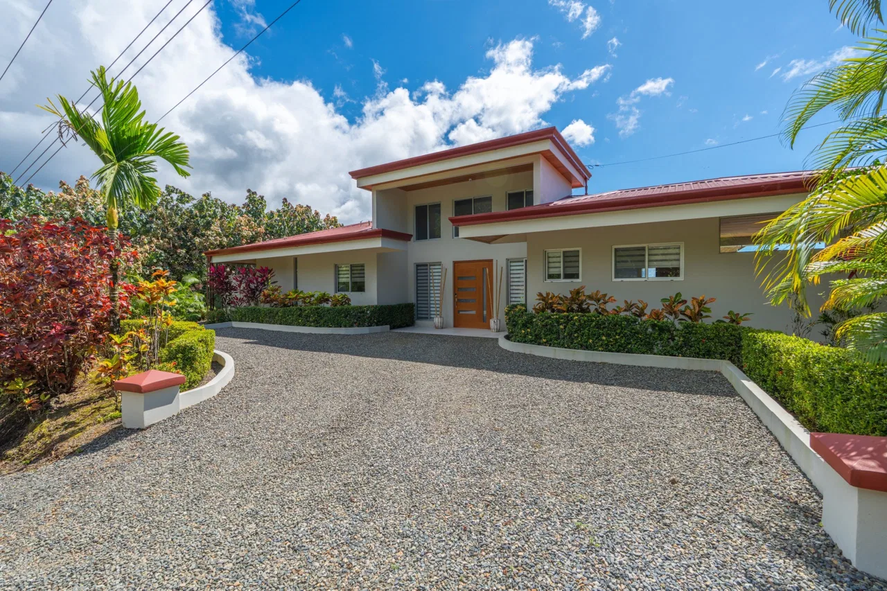 CASA HORIZON BLUE PROPERTY WITH THREE BEDROOM AND OCEAN VIEWS, IN OJOCHAL – 0.25 ACRES, photo 6