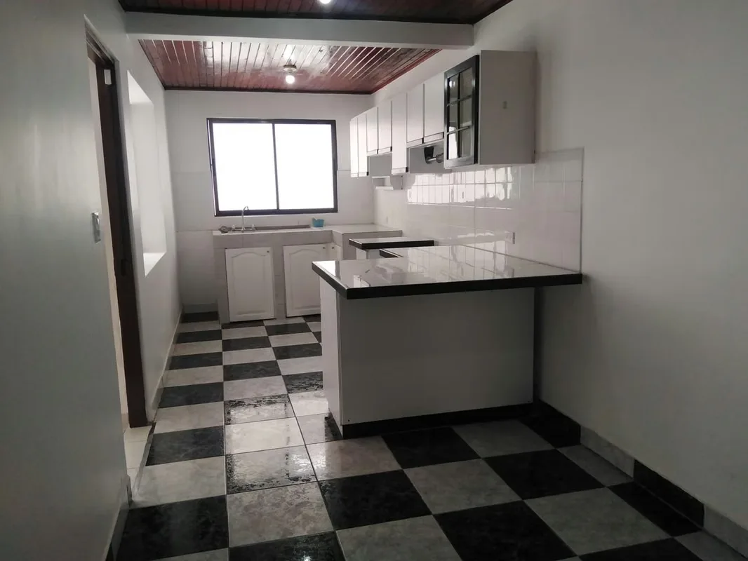 ¡Tu próximo hogar te espera en Mata de Plátano, Guadalupe! Esta casa de una planta se encuentra en un residencial tranquilo y seguro, con fácil acceso a la vía principal y cerca de ..., photo 9