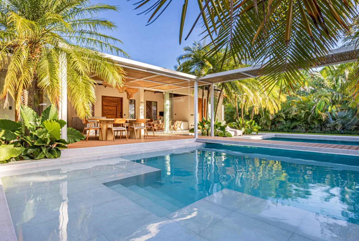 CASA OHANA LUXURY VILLA- WALKING DISTANCE TO THE BEACH- 0.22 ACRES, photo 14