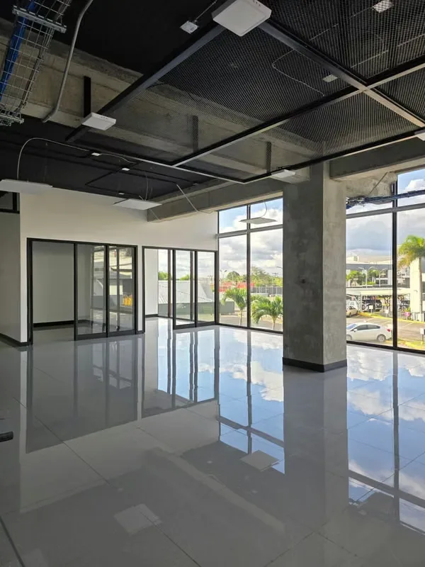 Alquiler de oficinas en Oficentro La Virgen II Zona Industrial de Pavas, photo 6