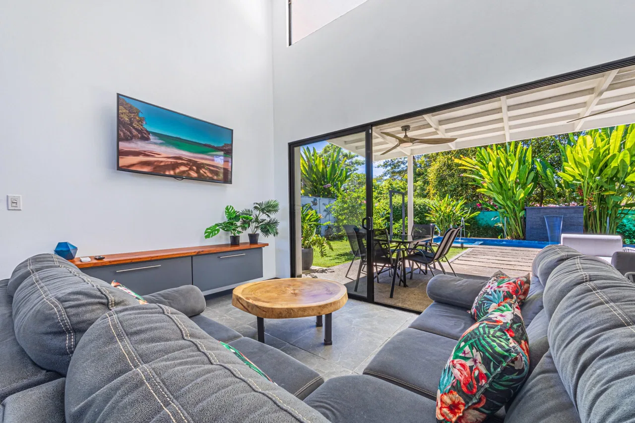 PROPERTY WITH THREE BEDROOM IN BAHIA CENTER WITH BEAUTIFUL VIEWS OF THE GARDEN – 0.12 ACRES, photo 19