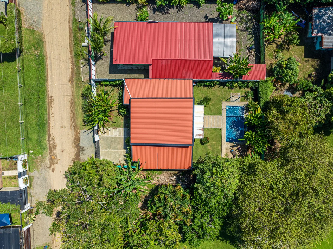 PROPERTY WITH THREE BEDROOM IN BAHIA CENTER WITH BEAUTIFUL VIEWS OF THE GARDEN – 0.12 ACRES, photo 3