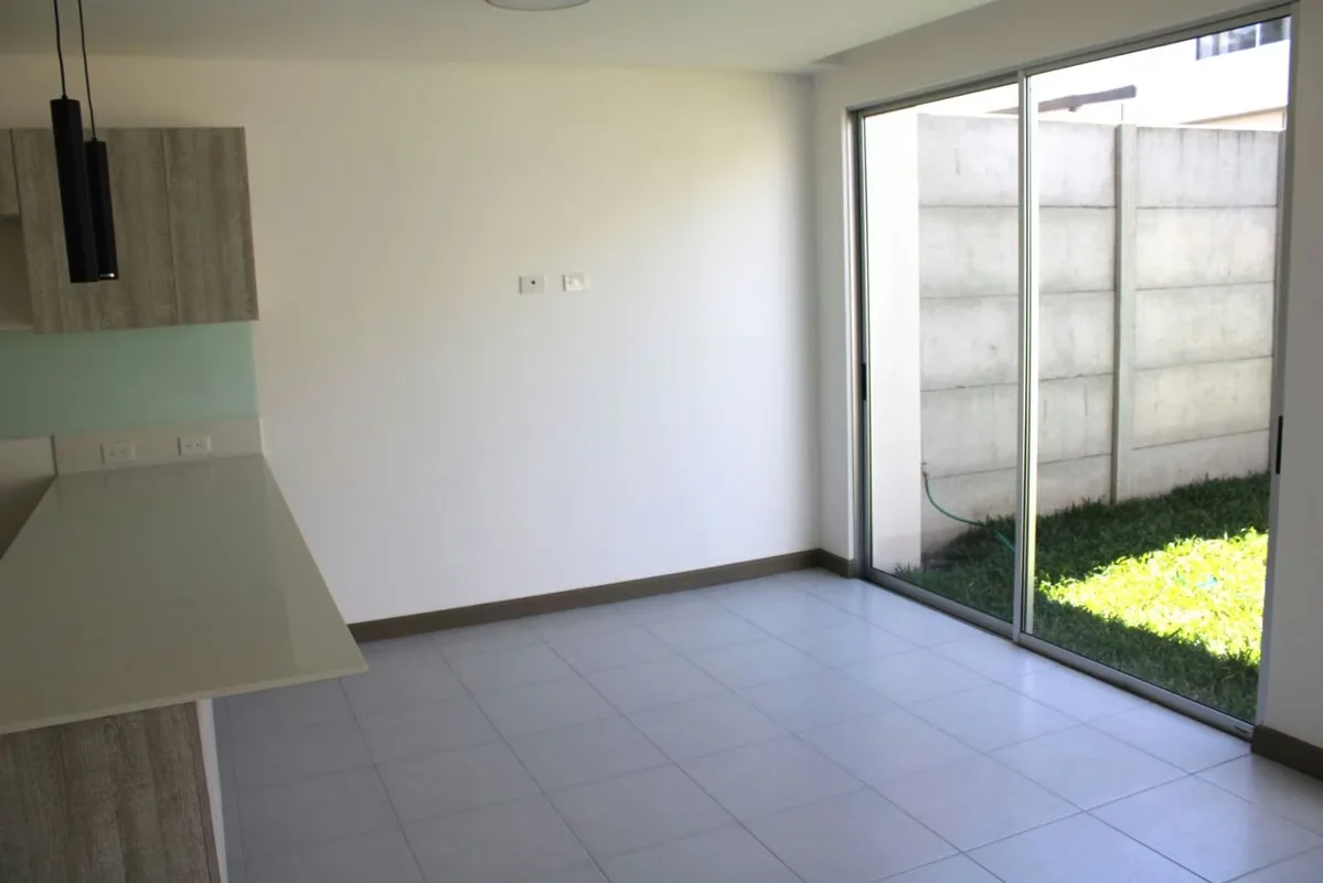 House for rent in Cariari - 124; 3 rooms, garden and amenities, photo 14