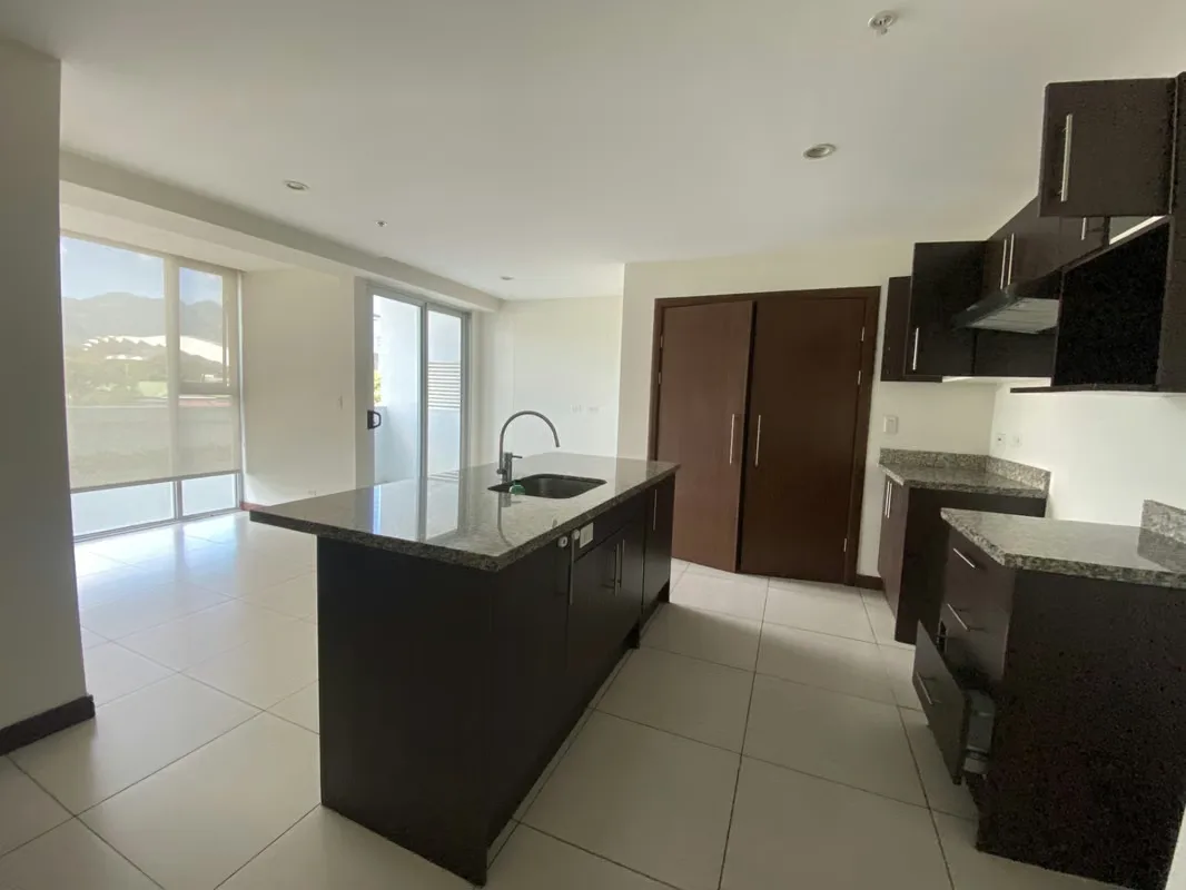 Apartamento en alquiler en Sabana- Torre . Excelente ubicación, photo 3