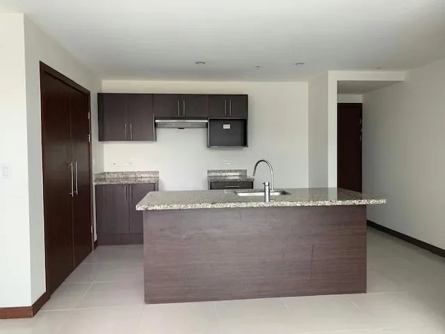 Apartamento en alquiler en Sabana- Torre . Excelente ubicación, photo 6