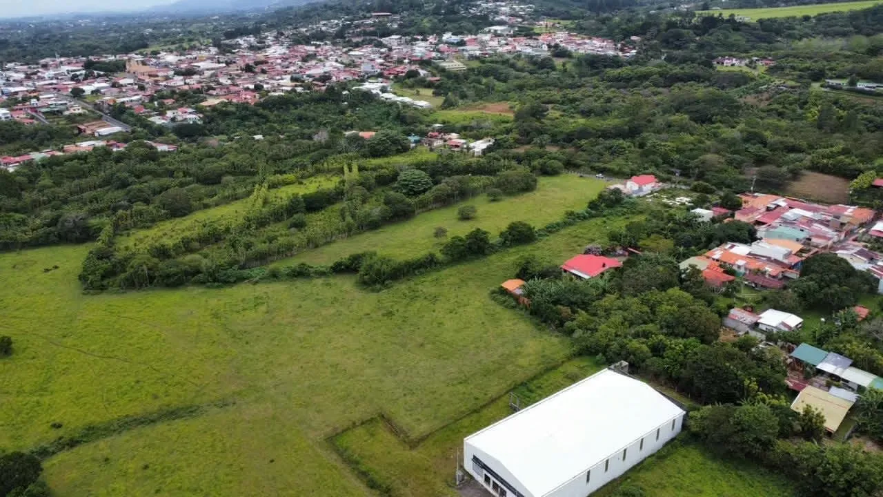 Terreno : 20,000 a 70,000 metros se vende lo que ocupen