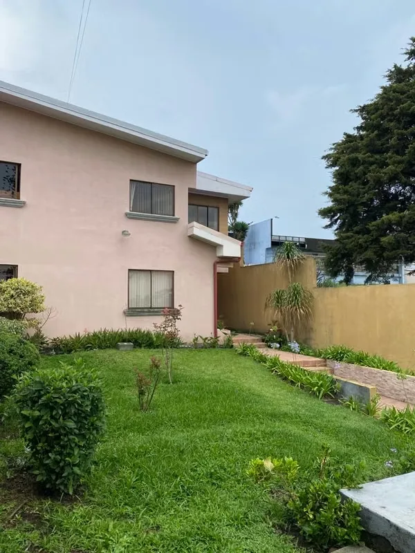 Apartamento para 1 o pareja, ubicado en las cercanías de Plaza Los Colegios y Lincoln Plaza. Cuenta con cortinas, muebles de cocina, closet, termoducha y un estacionamiento. No se ..., photo 3