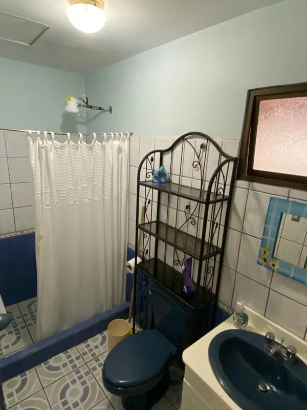 Apartamento para 1 o pareja, ubicado en las cercanías de Plaza Los Colegios y Lincoln Plaza. Cuenta con cortinas, muebles de cocina, closet, termoducha y un estacionamiento. No se ..., photo 9