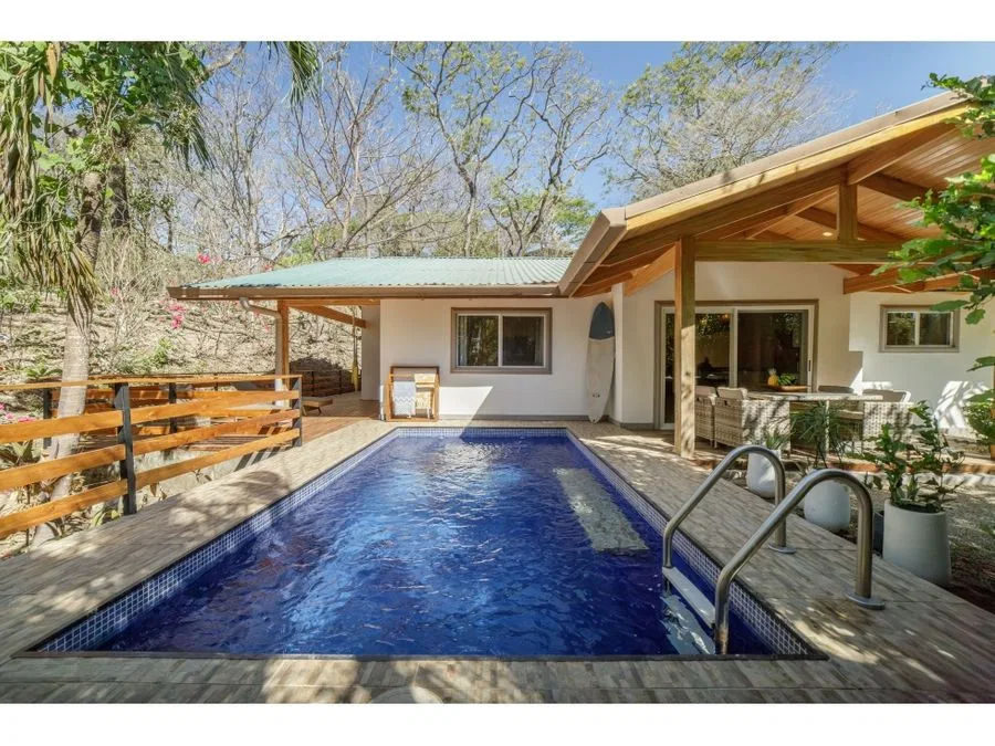 Casa con Piscina Privada en Nosara a Solo 5 Minutos de Playa Pelada