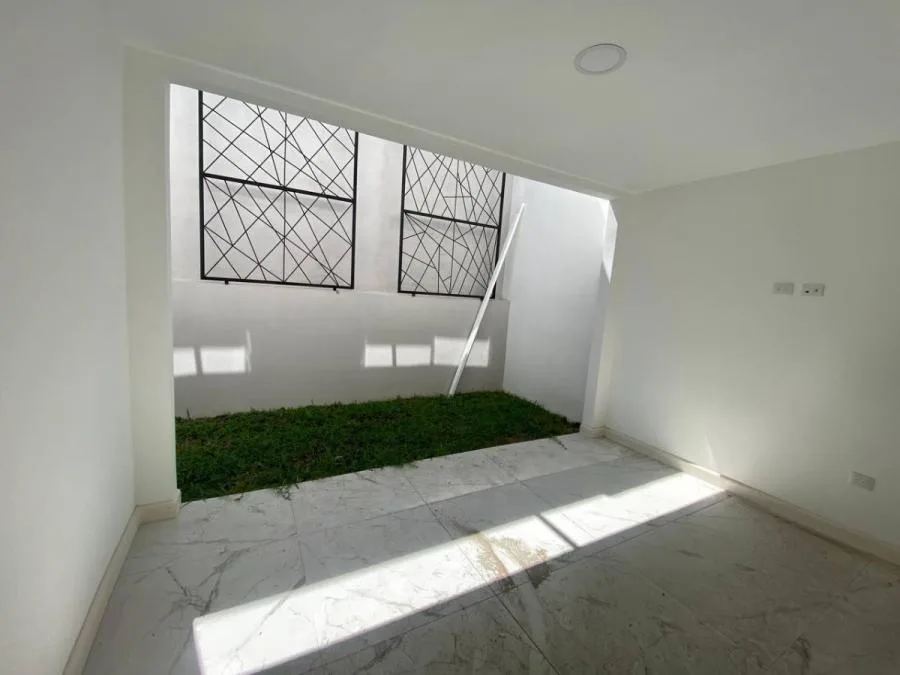 Venta de Casa a Estrenar en Guachipelín Escazú MGA - Venta en Escazú, photo 4