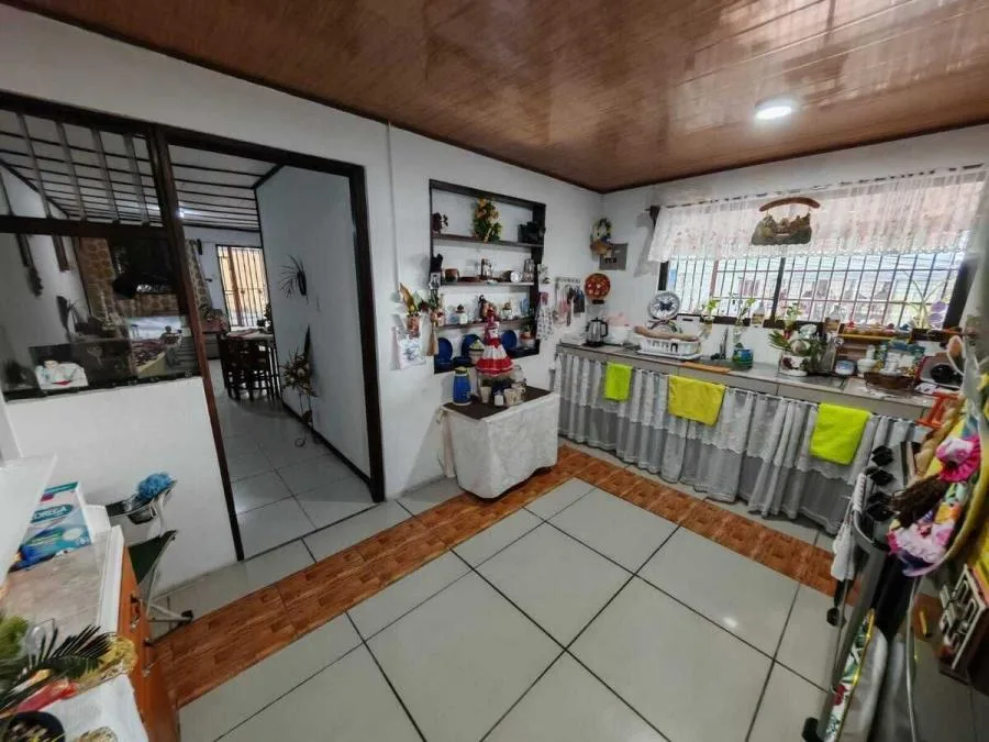 Venta de casa esquinera en Purral, Goicoechea # 3774 - Venta en Goicoechea, photo 12