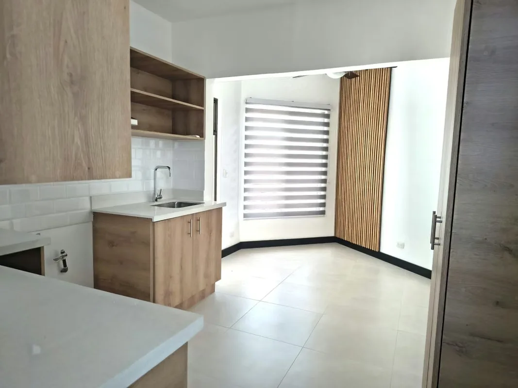 ALQUILER  POZOS NORTE GUACHEPELÍN  SANTA ANA 2 HABITACIONES 2 BAÑOS 2 PARQUEOS Techados 120 M² PET FRIENDLY, photo 6