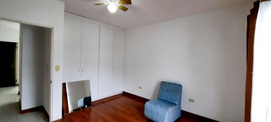 Venta de Casa en Trejos Montealegre Escazú Para Inversionista MGA - Venta en Escazú, photo 2