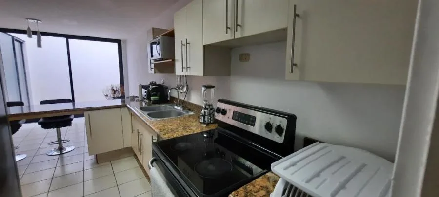 Venta de Casa en Trejos Montealegre Escazú Para Inversionista MGA - Venta en Escazú, photo 4