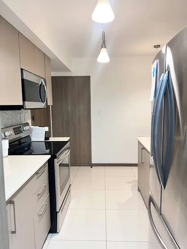 Descubre este hermoso apartamento ubicado en el quinto piso, diseñado para ofrecerte comodidad, ..., photo 9
