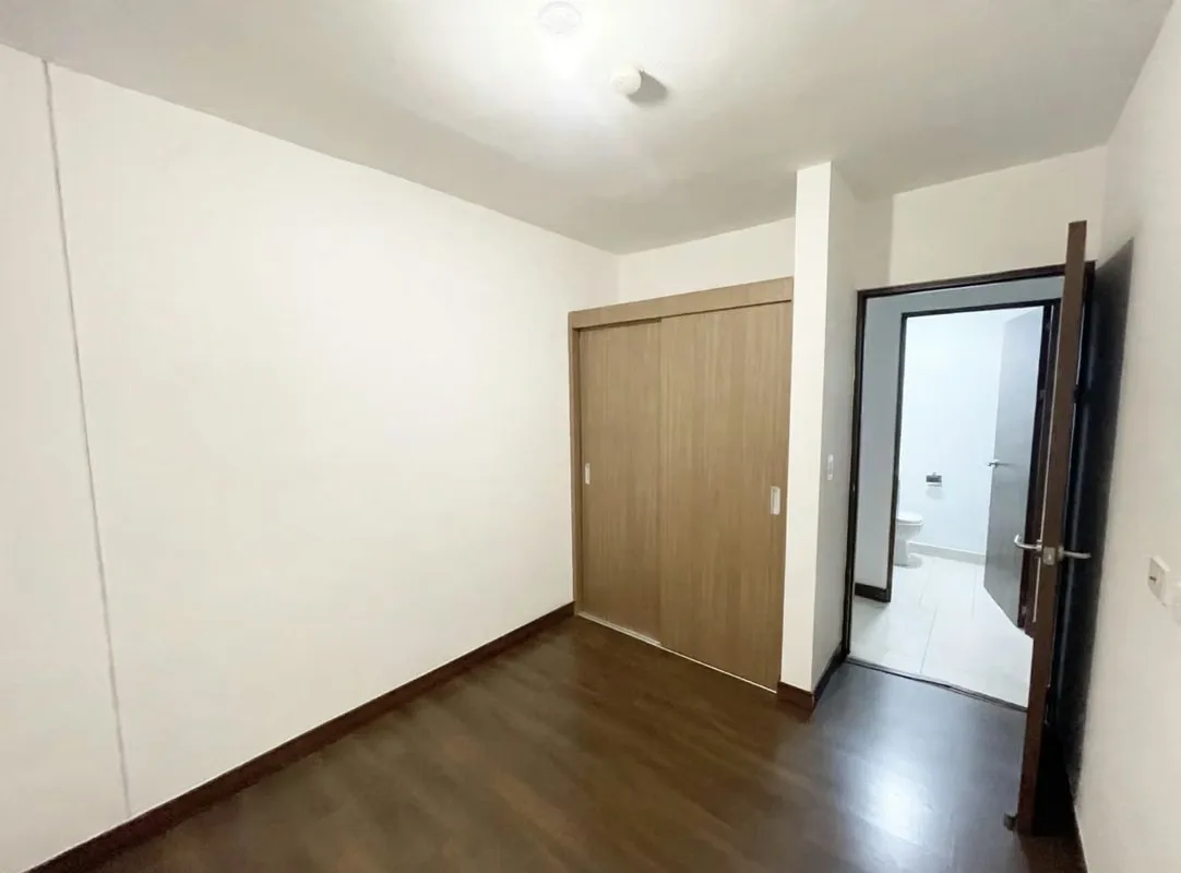 Ubicado en un piso alto, para deleitarse con las mejores vitas de la ciudad, amenidades inigualables y acabados ..., photo 8