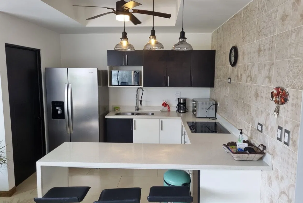 WALKING DISTANCE TO THE BEACH 3-BEDROOM TURN KEY HOUSE IN UVITA, photo 14