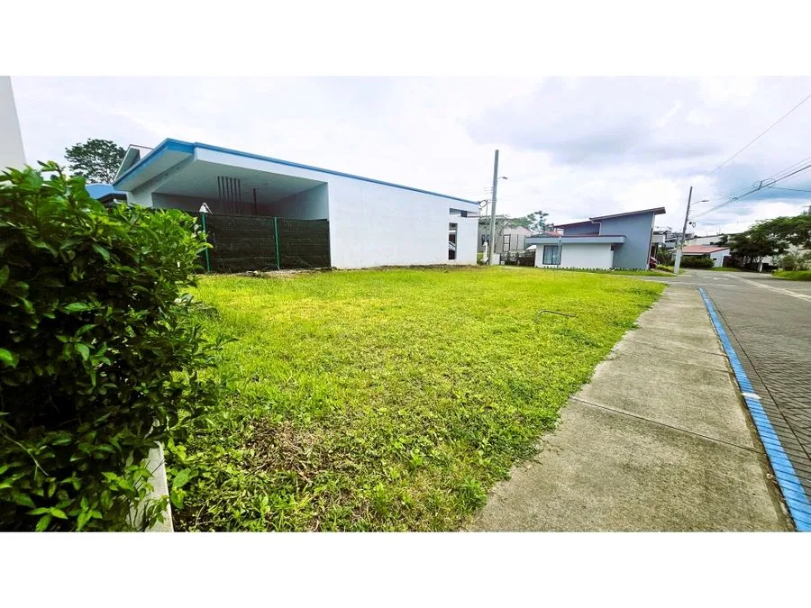 Venta de Lote en Condominio - Grecia
