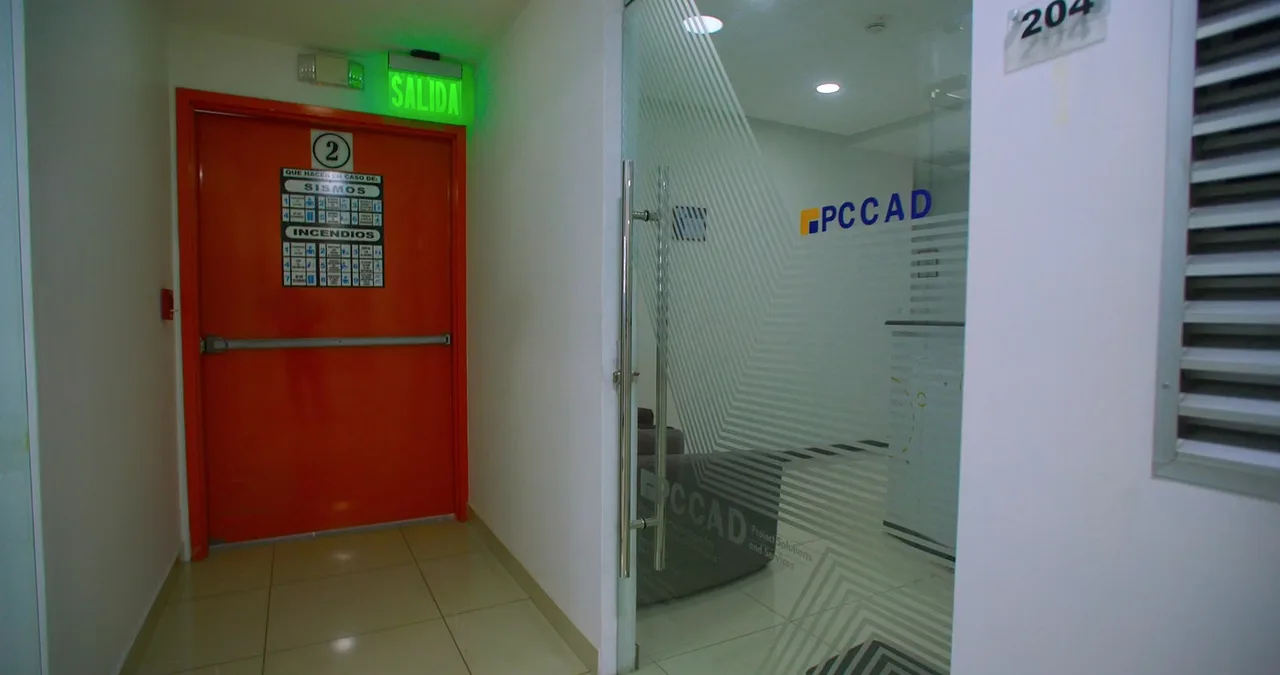 Ubicada en Oficentro La Virgen II, Edificio #8, Local 204 (segundo piso), esta oficina de 80 m² ofrece un espacio funcional, bien distribuido y completamente preparado para operación ..., photo 9