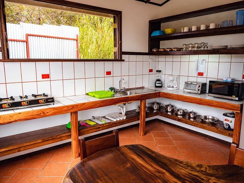 15 Bed Hotel / Leisure For Sale in Montezuma, photo 3