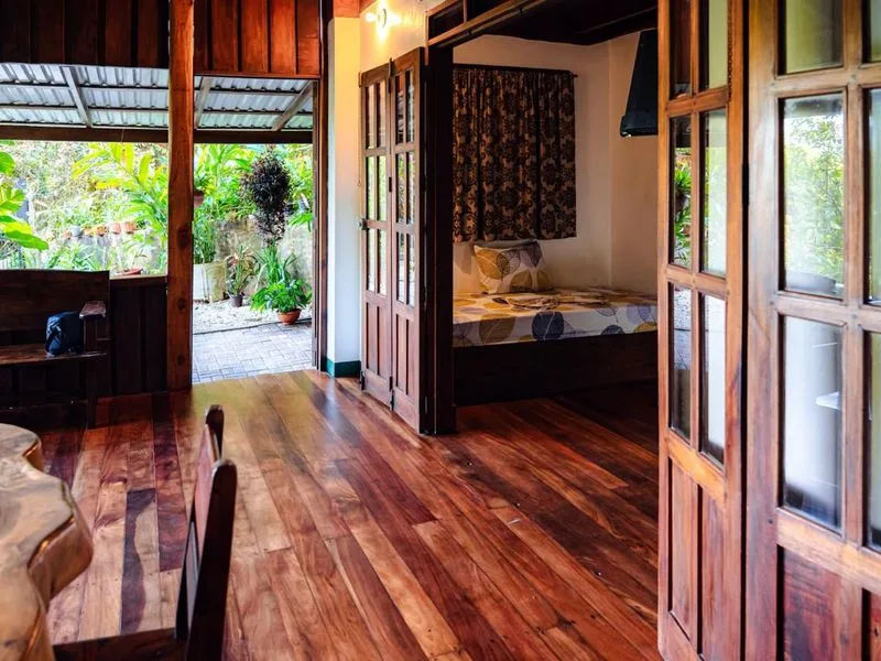 15 Bed Hotel / Leisure For Sale in Montezuma, photo 4