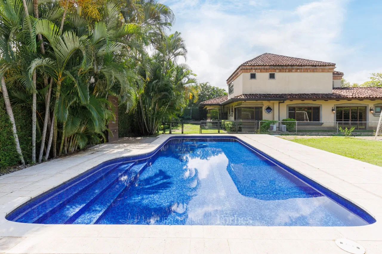 Exquisite Tuscan contemporary-style residence, Lindora