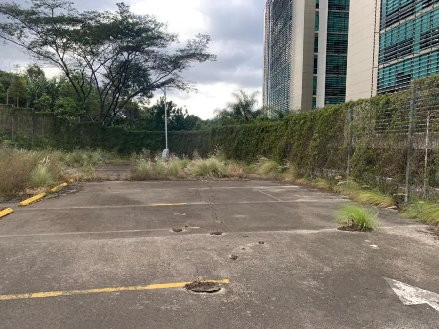 Venta de Parqueo en Calle Blancos Goicoechea - Venta en Goicoechea, photo 5