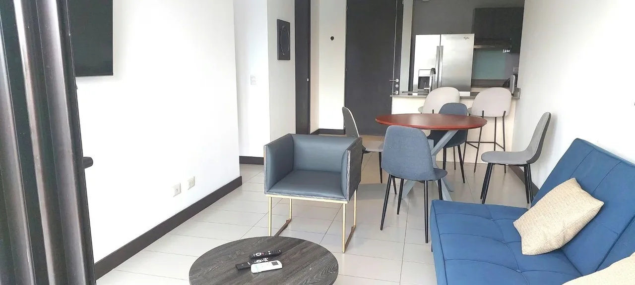 Apartamento amoblado en alquiler – Rohrmoser